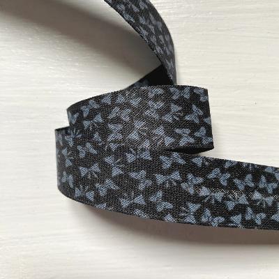 Biais petits noeuds noir