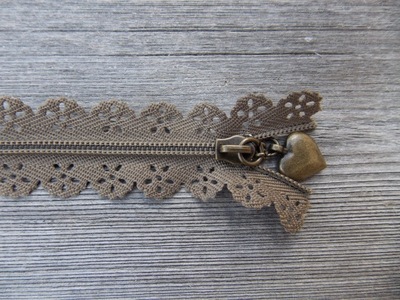 Fermeture dentelle 25 cm