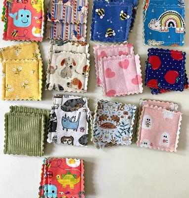 Jeu de memory en tissu chiens coquins