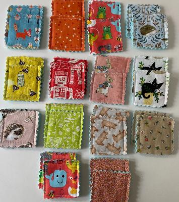 Jeu de memory en tissu baleines rigolotes
