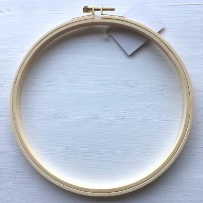 Cercle à broder en bois 17 cm