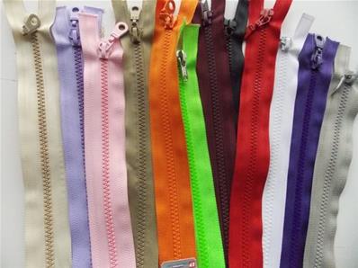 Fermeture éclair grosse maille Z54 pour  blousons, vestes ...