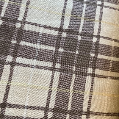 Tissu à carreaux marron et écru - Lecien
