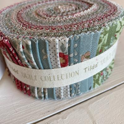 Tilda Merry Little Christmas Fabric roll 40 pcs