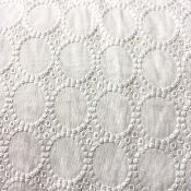 Tissu broderie anglaise blanche