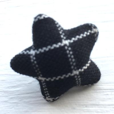 Bouton étoile en tissu