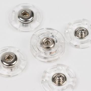 Bouton pression transparente