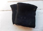 Black cuffs elastic