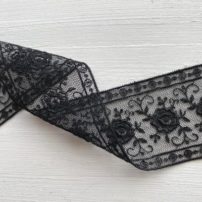 Lace between two 5 cm black