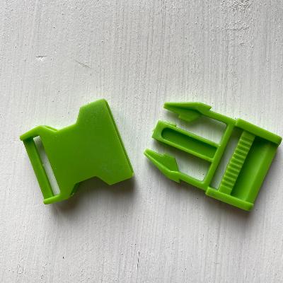 Clip pour sangle vert 2,5 cm