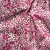 Raspberry flowers fabric_copie